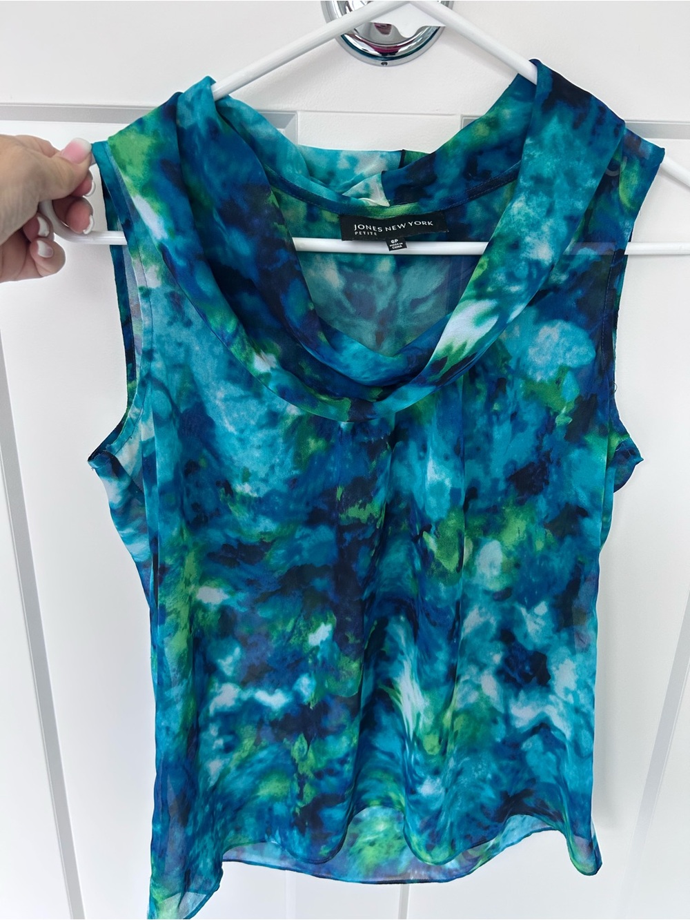Jones New York Blue & Green Sleeveless Cowl Neck Camisole
